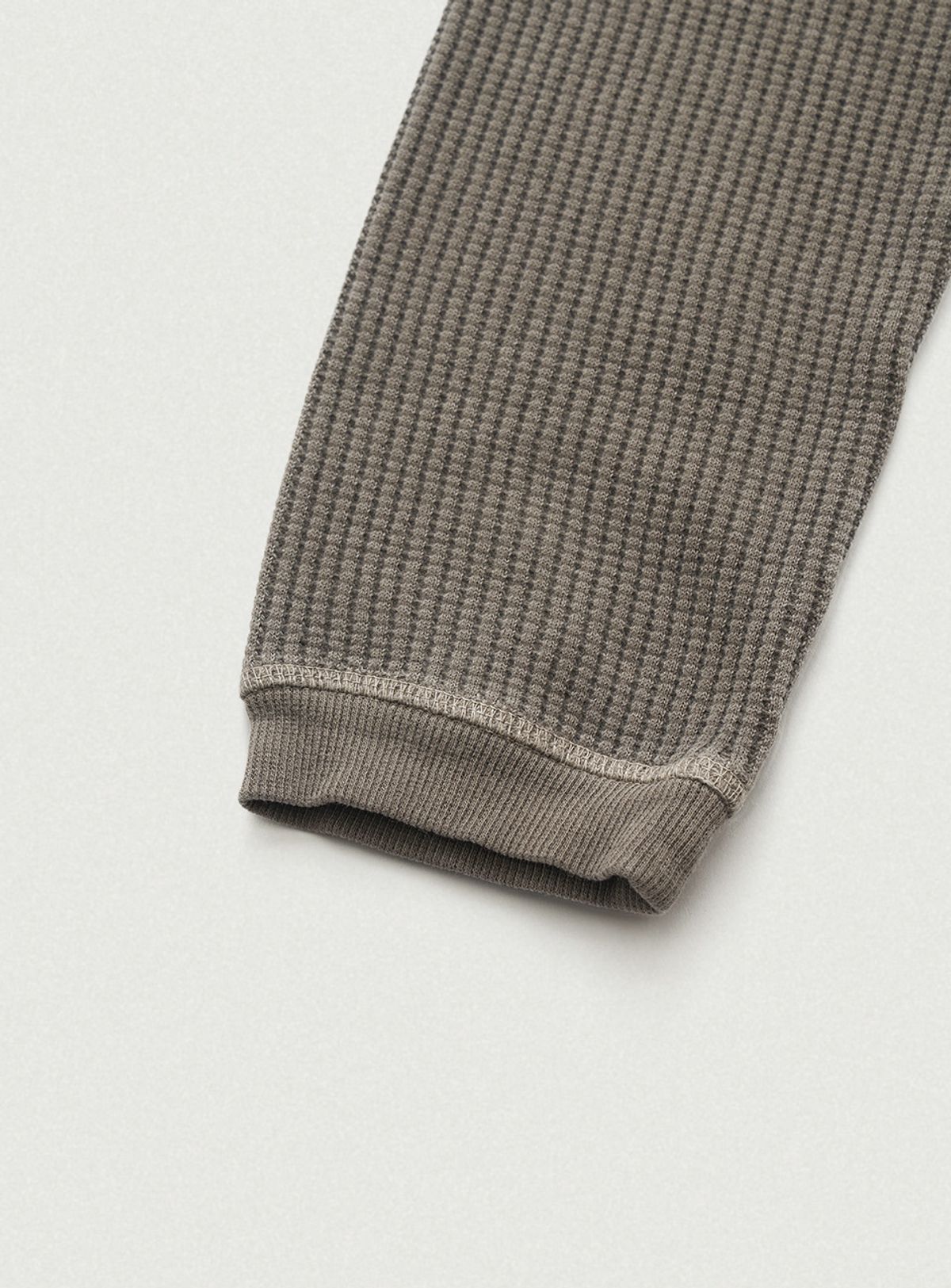 더바넷(THEBARNNET) Vero Pigment Waffle T-Shirt_Khaki