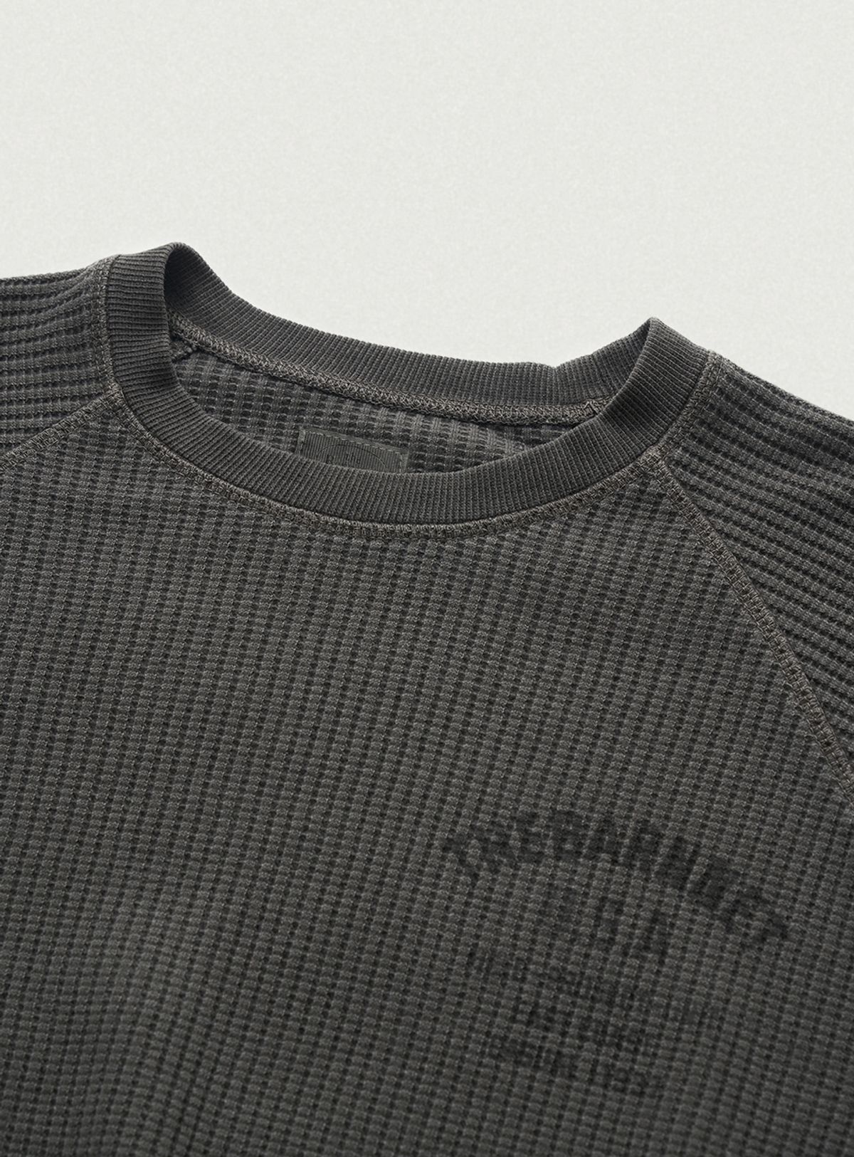 더바넷(THEBARNNET) Vero Pigment Waffle T-Shirt_Charcoal