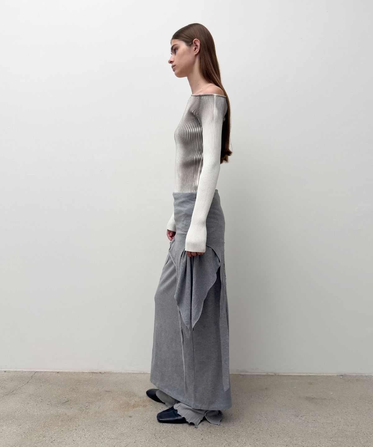 다이애그널(DIAGONAL) ONE OFF SHOULDER SPRAY KNIT (ivory)
