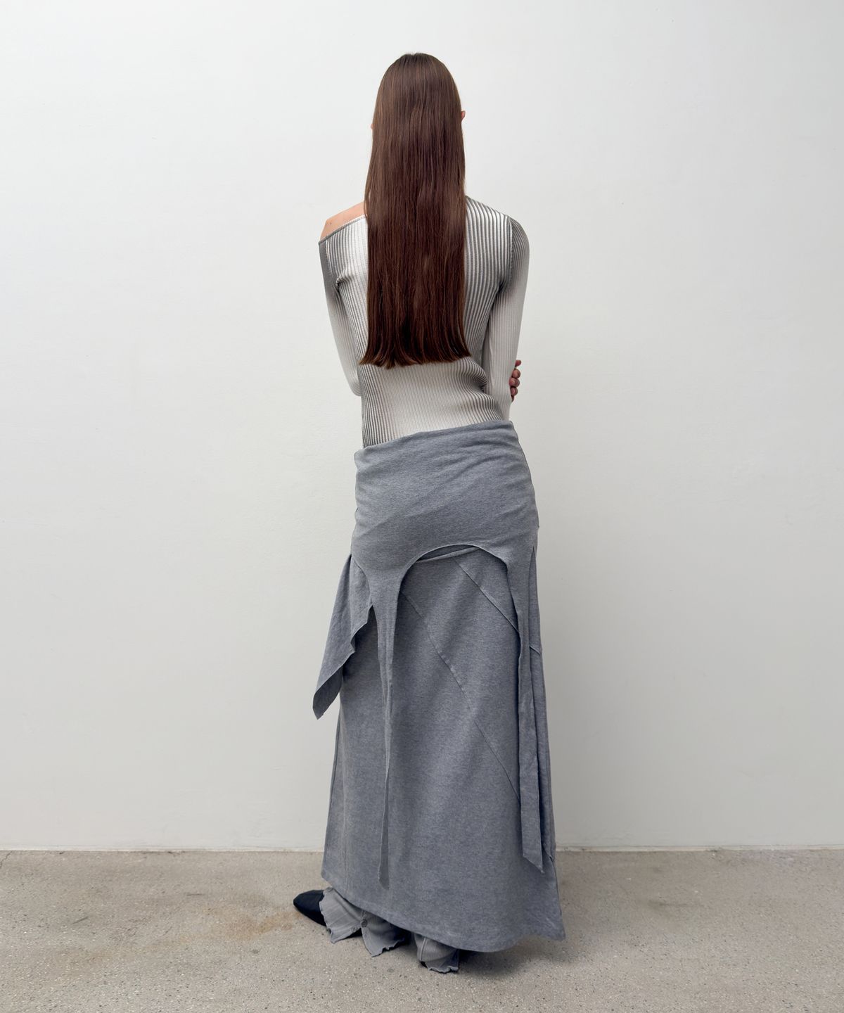 다이애그널(DIAGONAL) ONE OFF SHOULDER SPRAY KNIT (ivory)