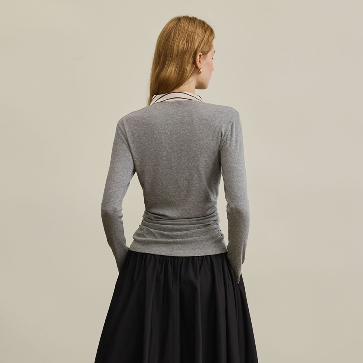 와이와이아이엠(YYIAM) YY_Waist slim crew neck top_2color