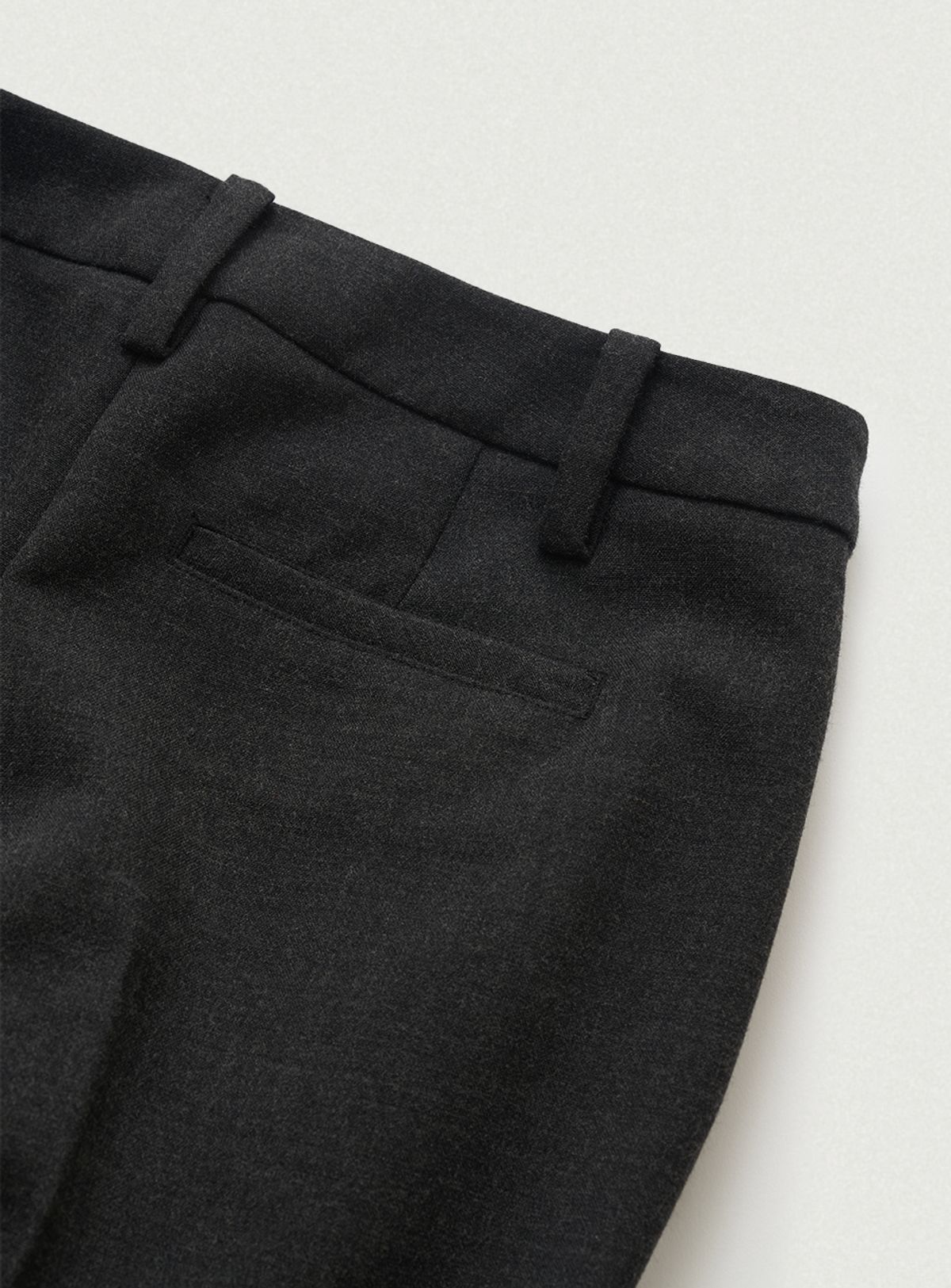 더바넷(THEBARNNET) Mould Low Rise Slacks_Charcoal