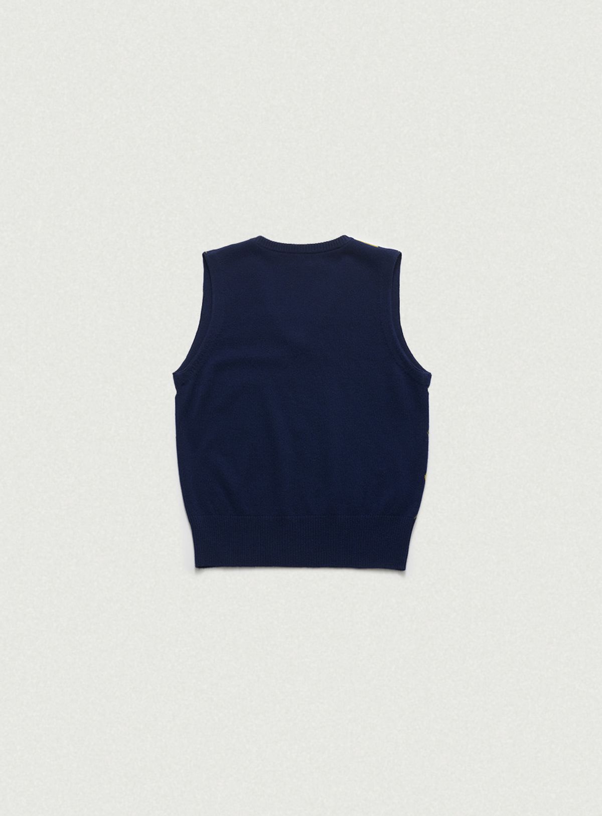 더바넷(THEBARNNET) Caden Argyle Knit Vest_Navy