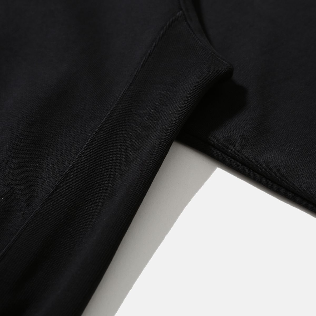 모이프(MOIF) [AW25] BAGGY ZIP HOODED SWEAT / BLACK