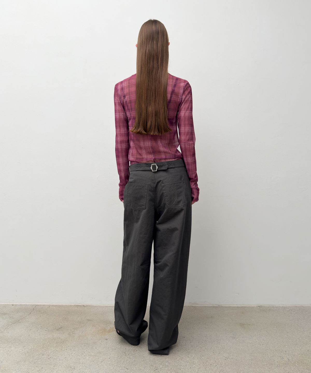 다이애그널(DIAGONAL) CURVED STURDY TROUSERS (dark grey)