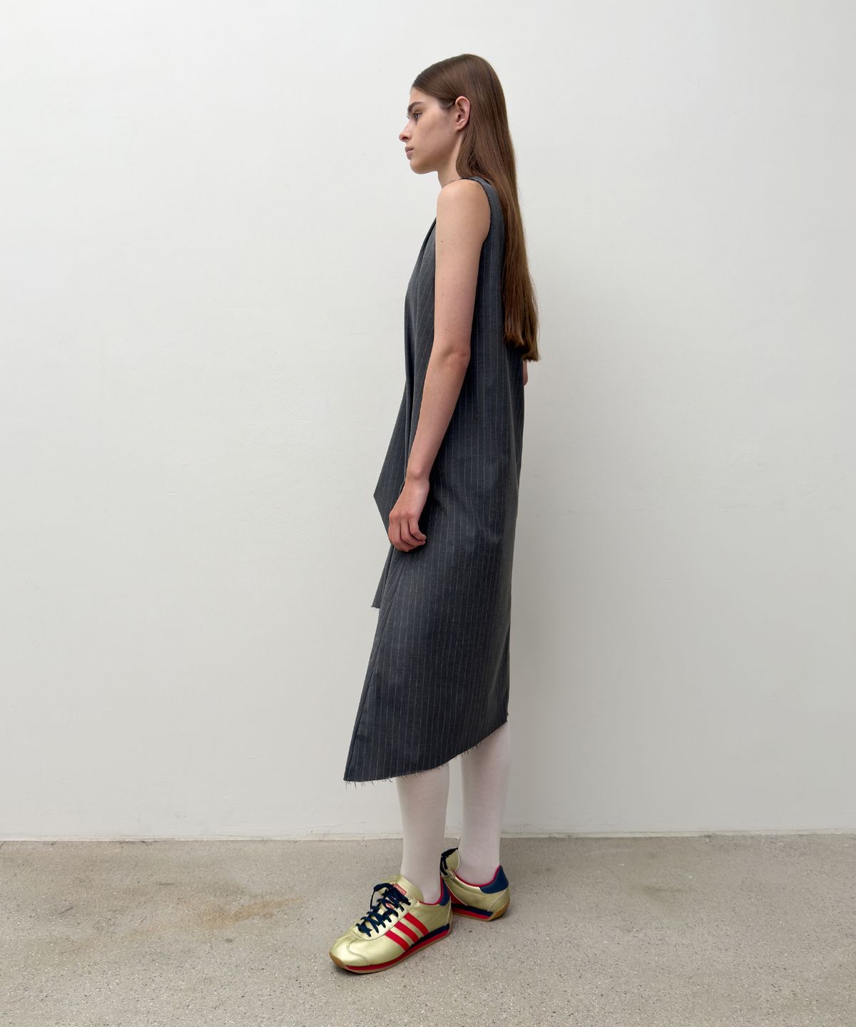 다이애그널(DIAGONAL) UNBALANCED LONG DRESS (charcoal)