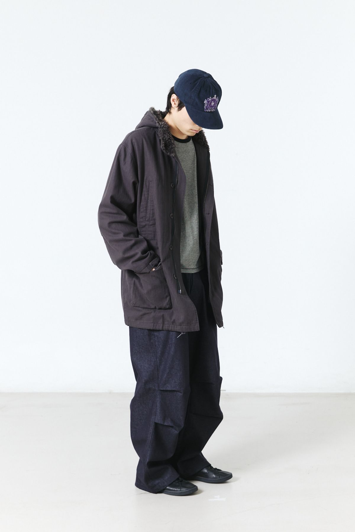 해칭룸(HATCHINGROOM) Hooded Mil Parka Charcoal