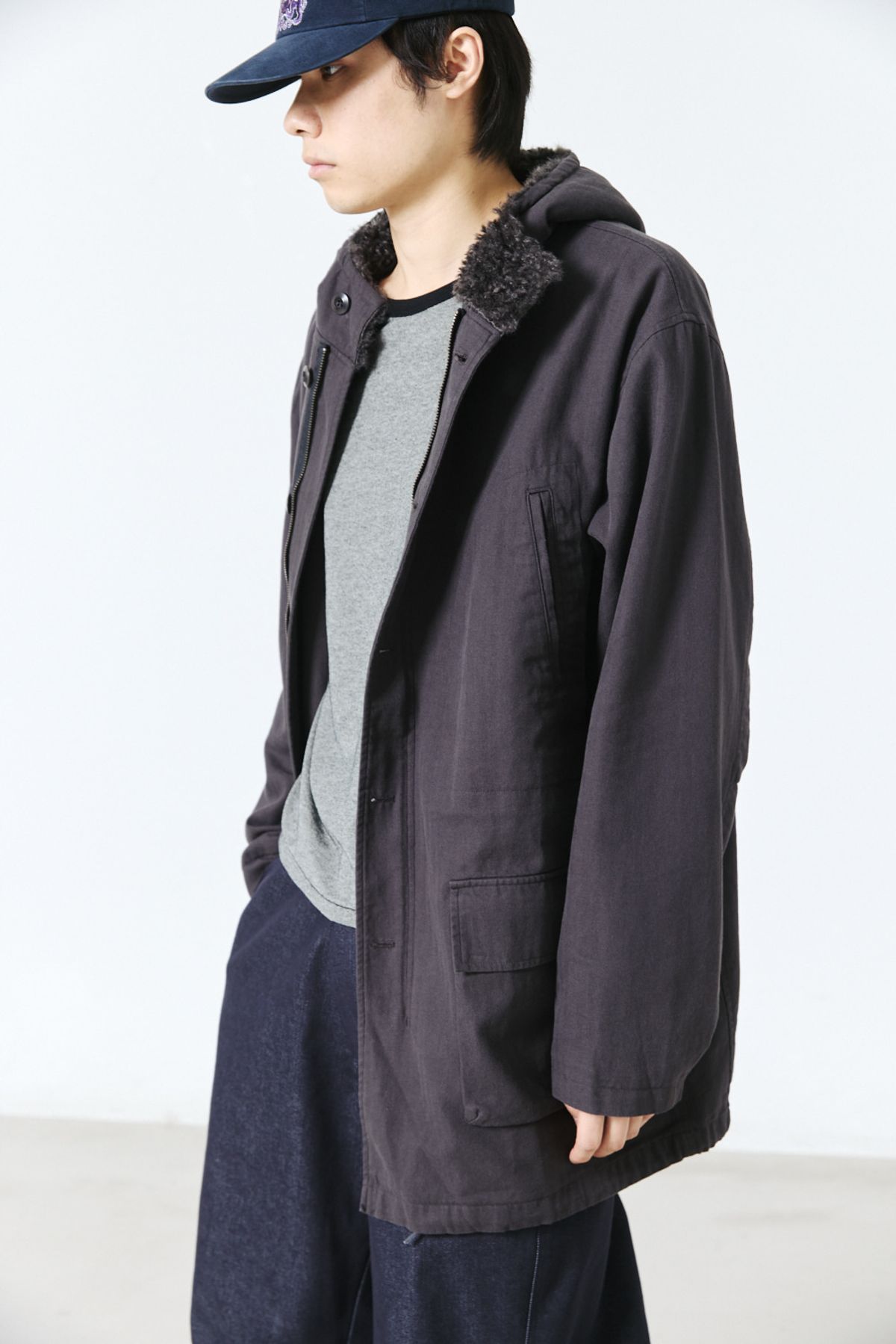 해칭룸(HATCHINGROOM) Hooded Mil Parka Charcoal