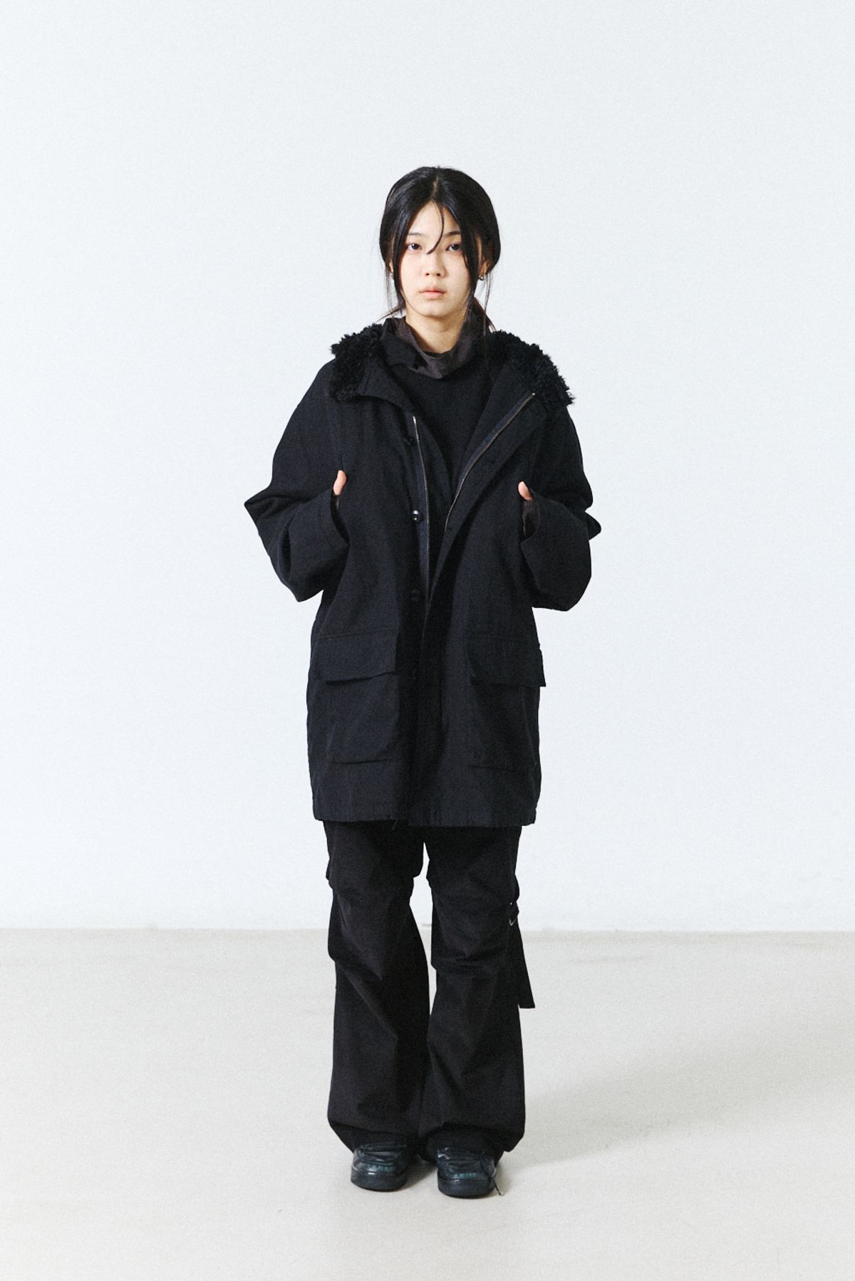 해칭룸(HATCHINGROOM) Hooded Mil Parka Black