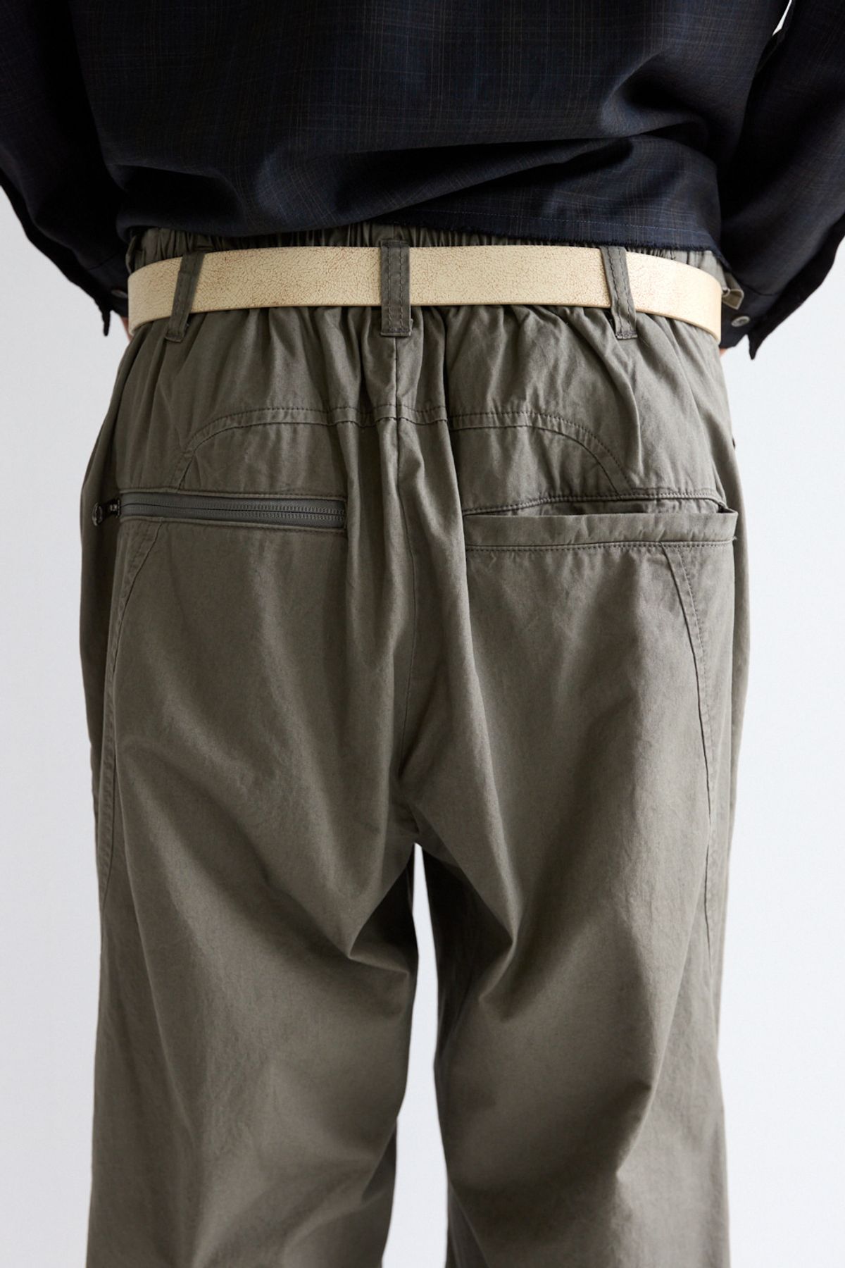 해칭룸(HATCHINGROOM) Fireman Pants Olive Grey