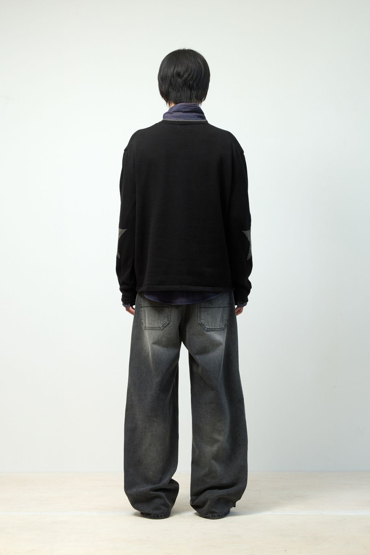 해칭룸(HATCHINGROOM) Flare Button Jeans Washed Black