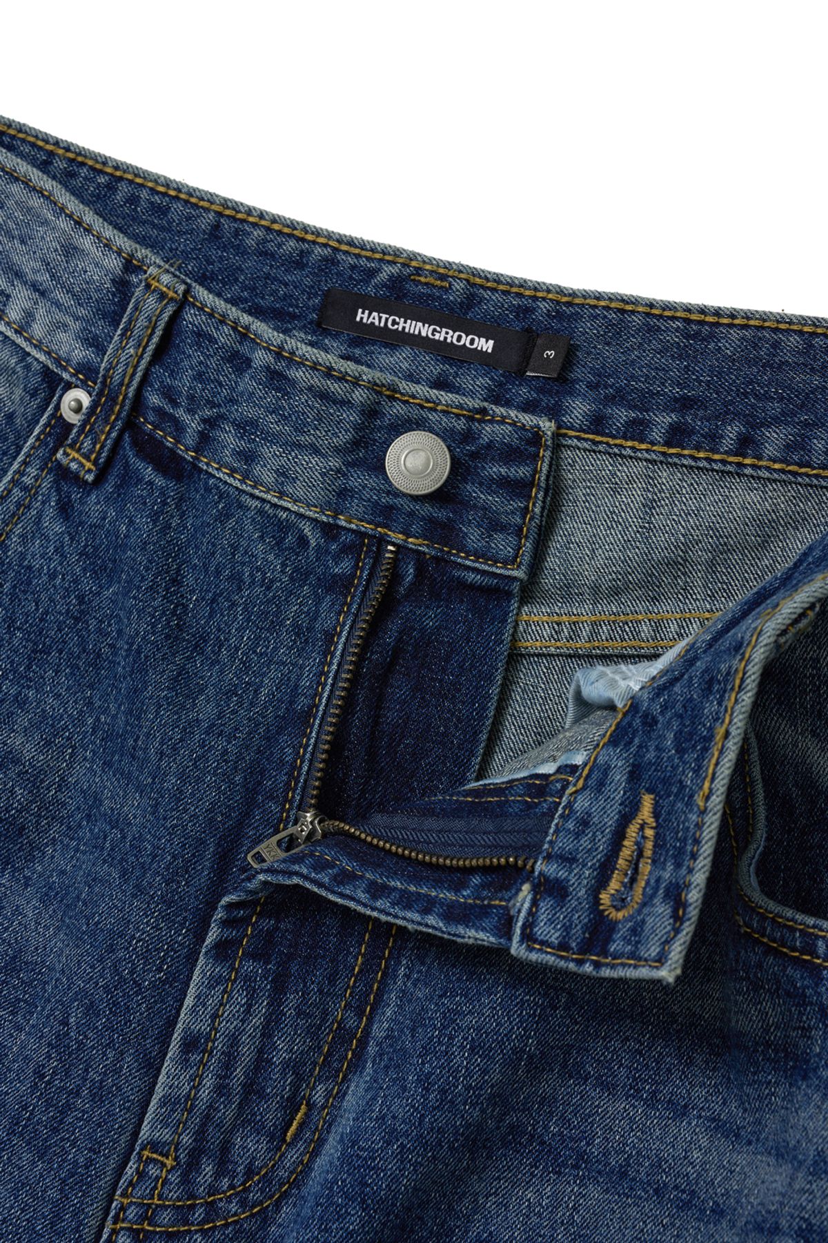 해칭룸(HATCHINGROOM) Flare Button Jeans Washed Blue