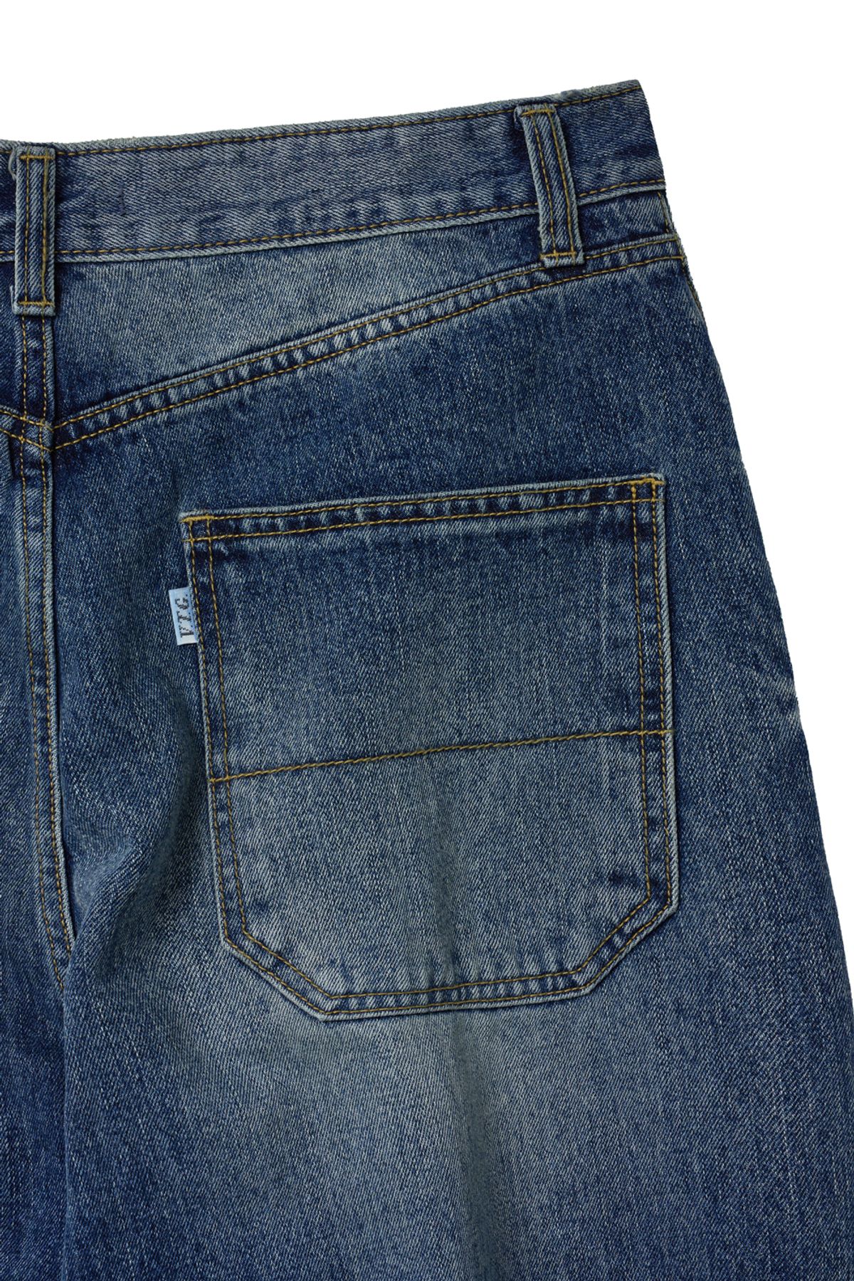 해칭룸(HATCHINGROOM) Flare Button Jeans Washed Blue
