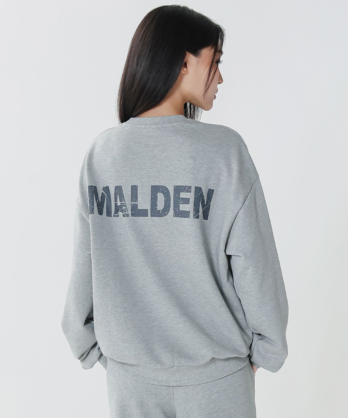 몰든(MALDEN) 크랙 오버핏 맨투맨