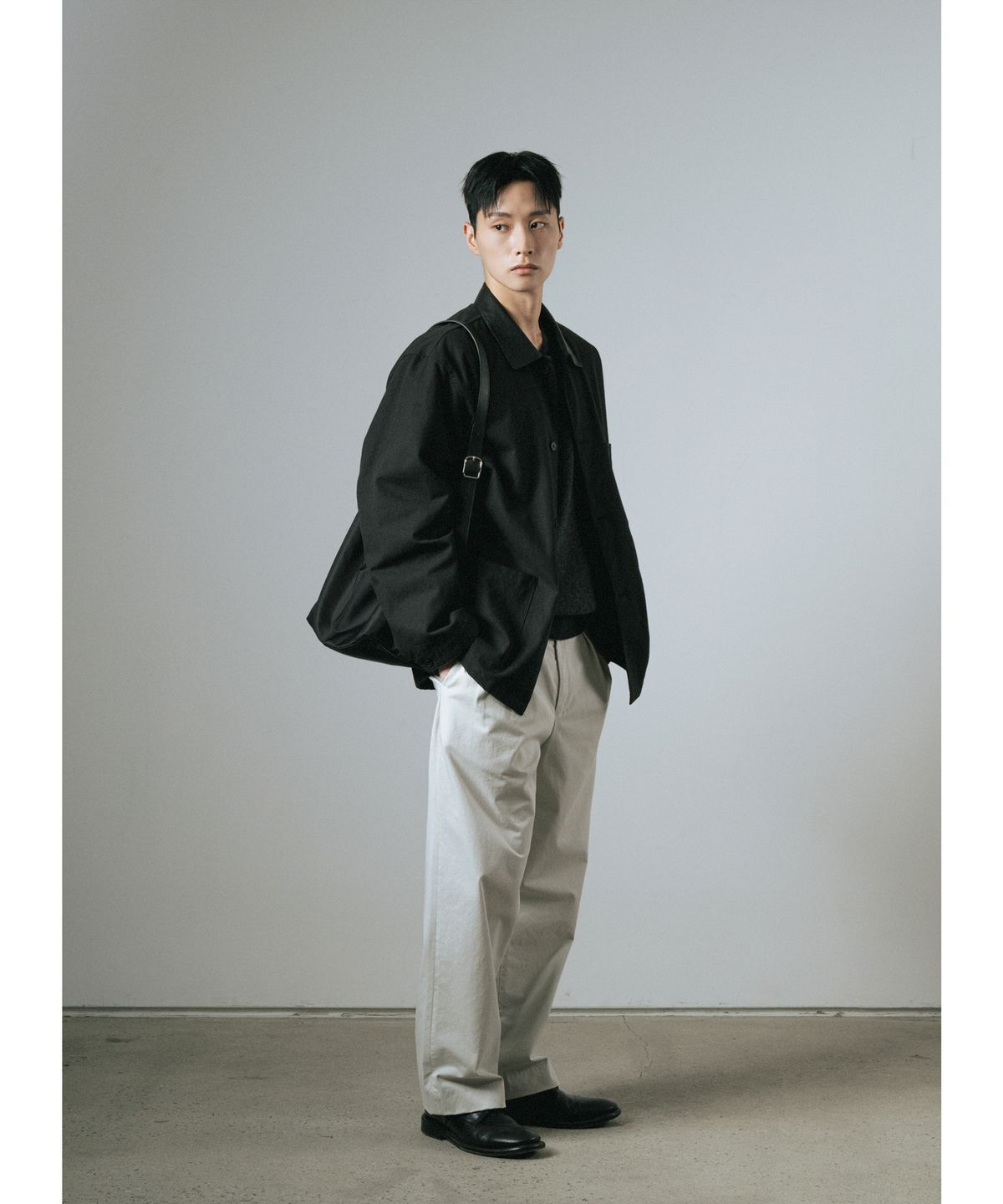 와기(WHAGI) Leather Collar Coverall Jacket (Black)