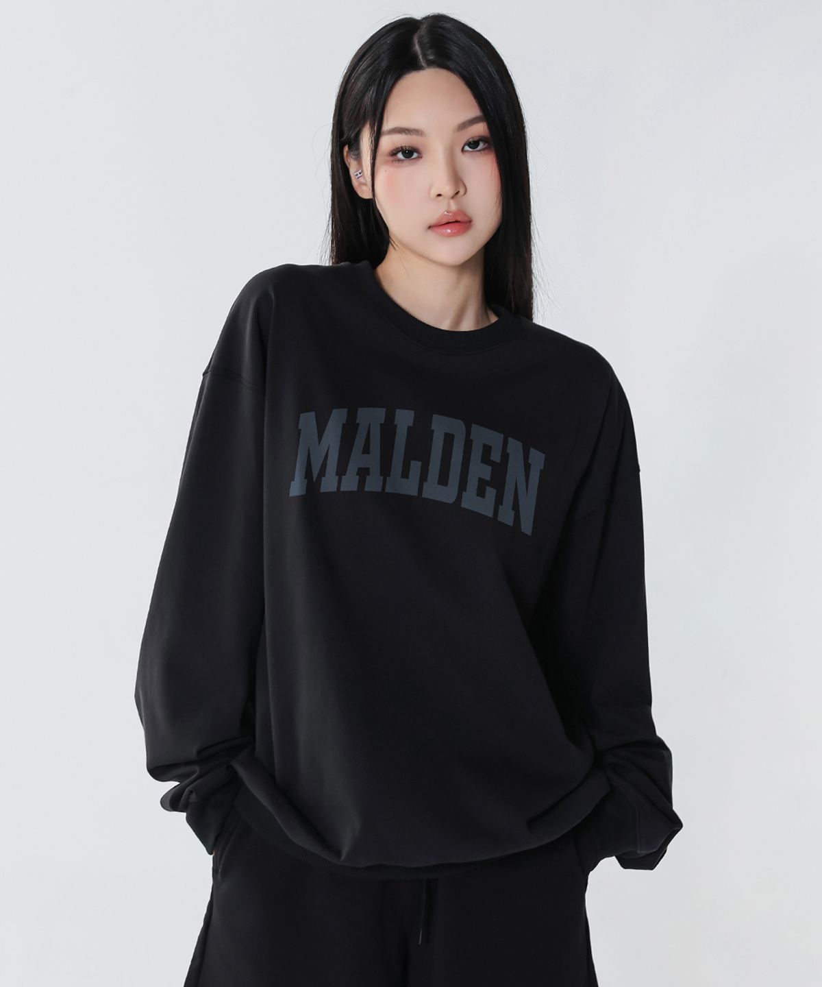 몰든(MALDEN) 헤비 코튼 아치 오버핏 맨투맨