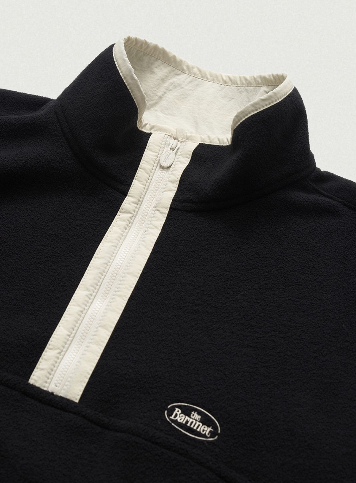 더바넷(THEBARNNET) Laska Fleece Half-Zip Pullover_Black