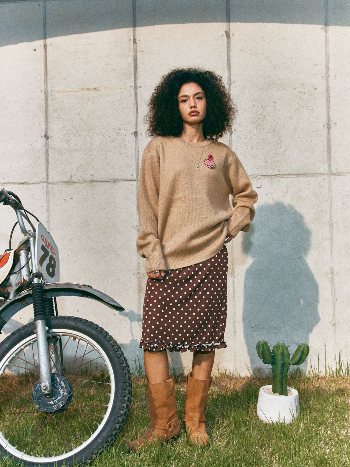 하이타이드 프랭키(HIGHTIDEFRANKIE) Frankie 3 Pins Round Knit Beige