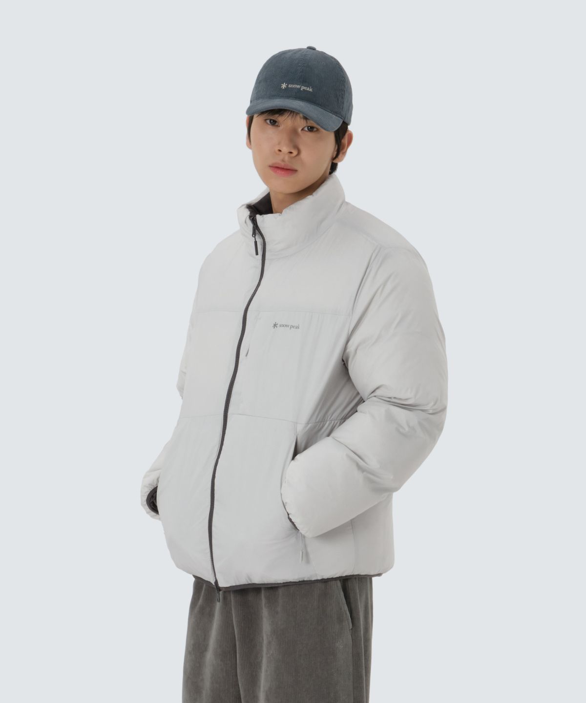 스노우피크 어패럴(SNOWPEAK APPAREL) 에어노바 퍼텍스 리버시블 스탠드넥 헤비 다운 자켓 (S25WMPDJ16) Charcoal