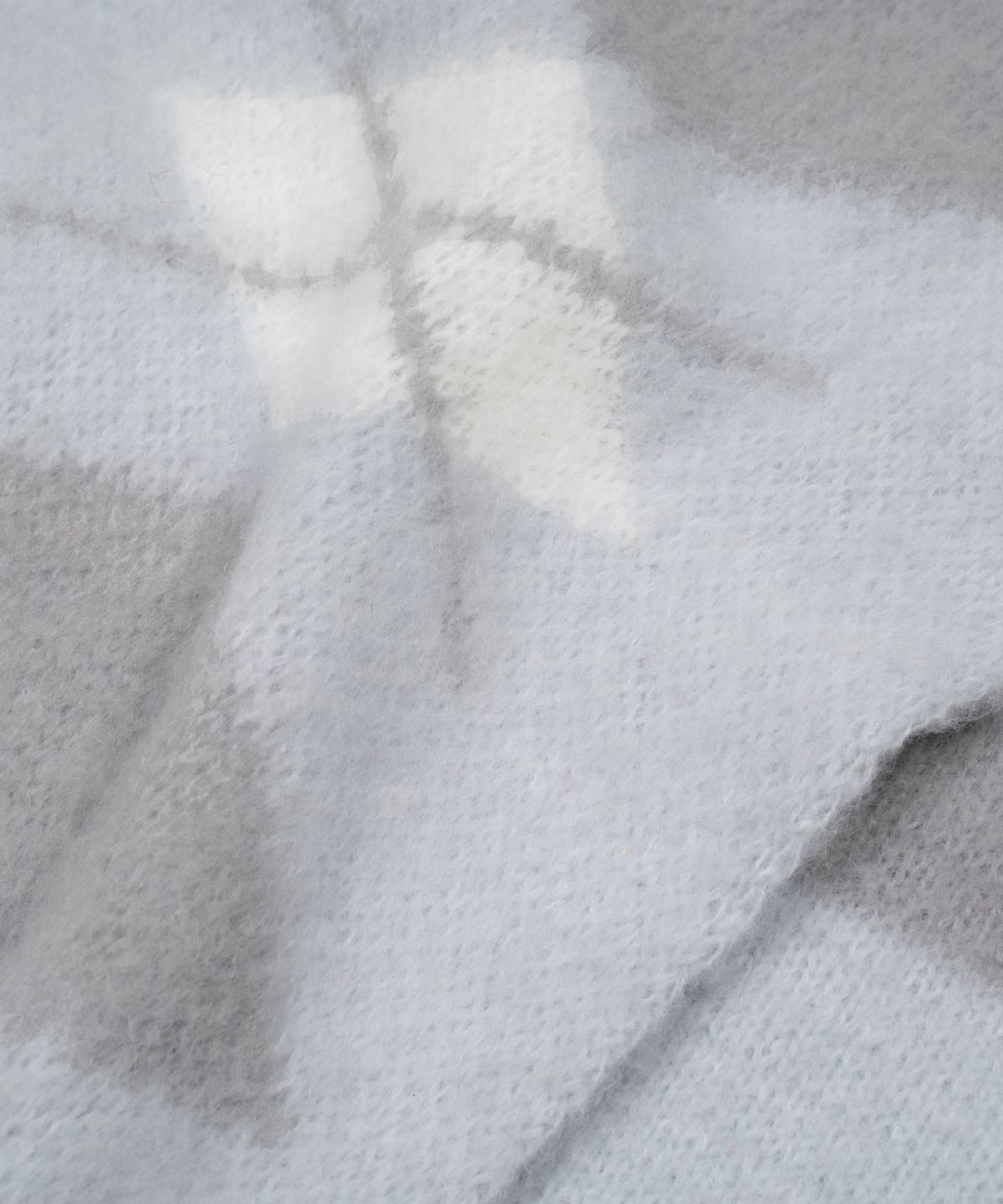 더콜디스트모먼트(THE COLDEST MOMENT) TCM stripe argyle muffler (grey)