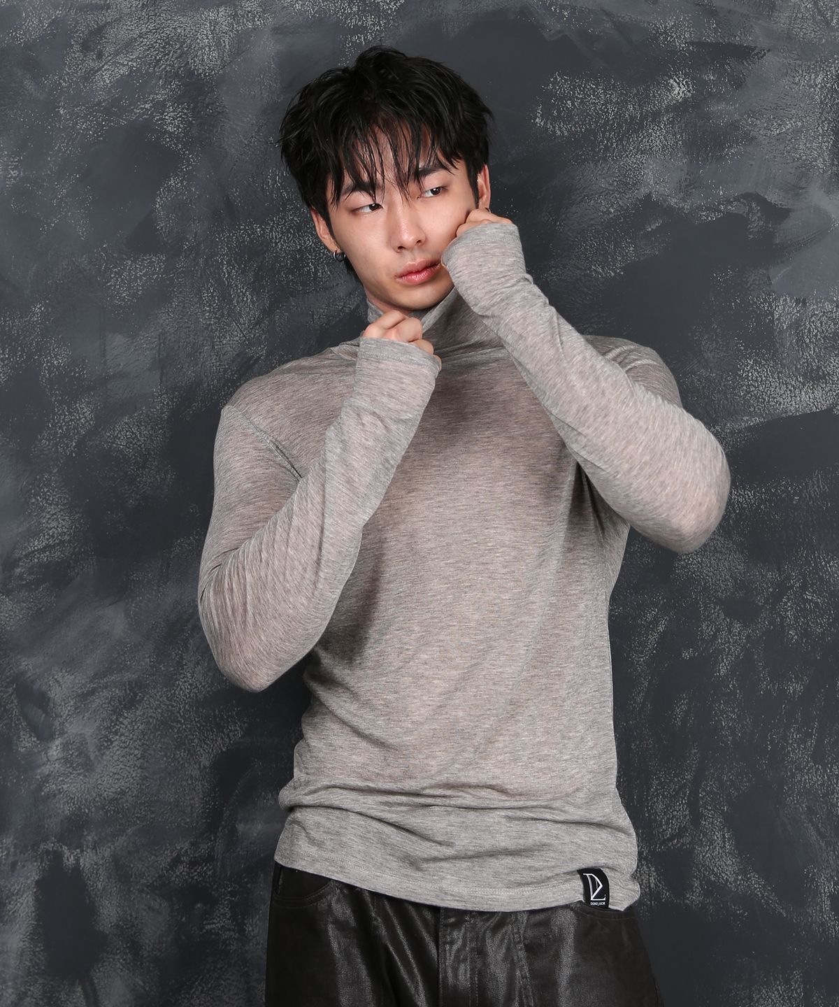디그노루시르(DIGNOLUCIR) 시스루 울 터틀넥(Gray)
