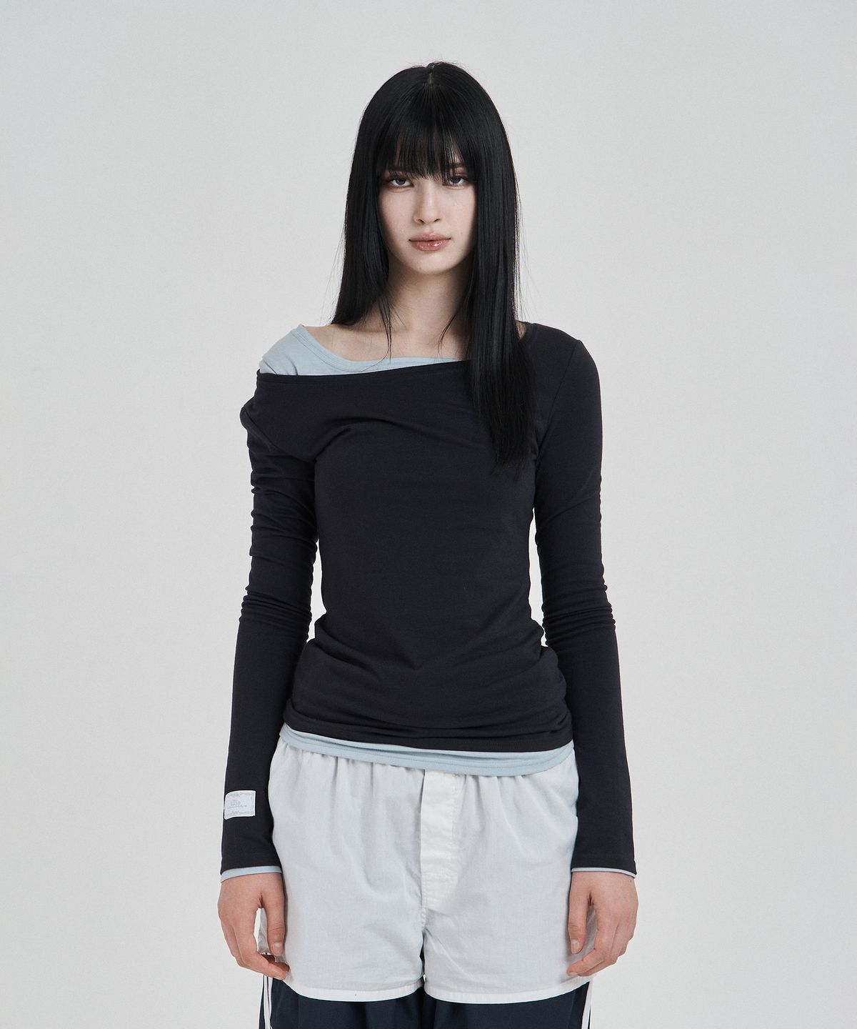 일리오(ILLIO) Blue My one scoop neck longsleeve