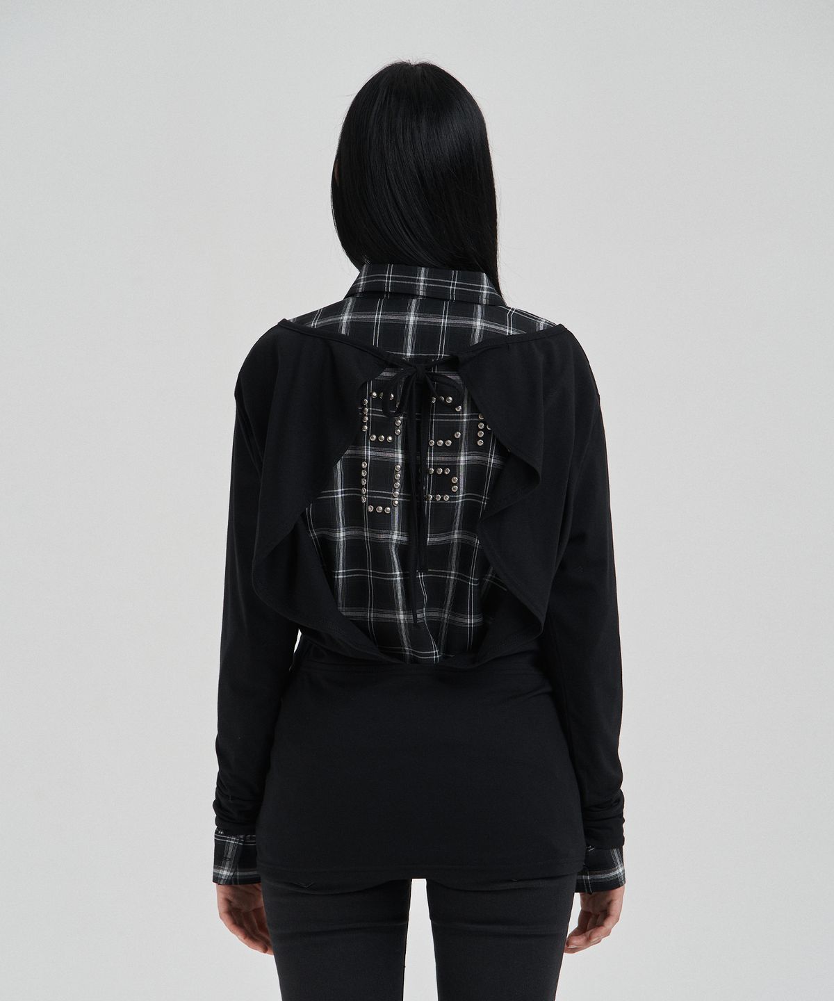 일리오(ILLIO) Black Backless waist knot longsleeve