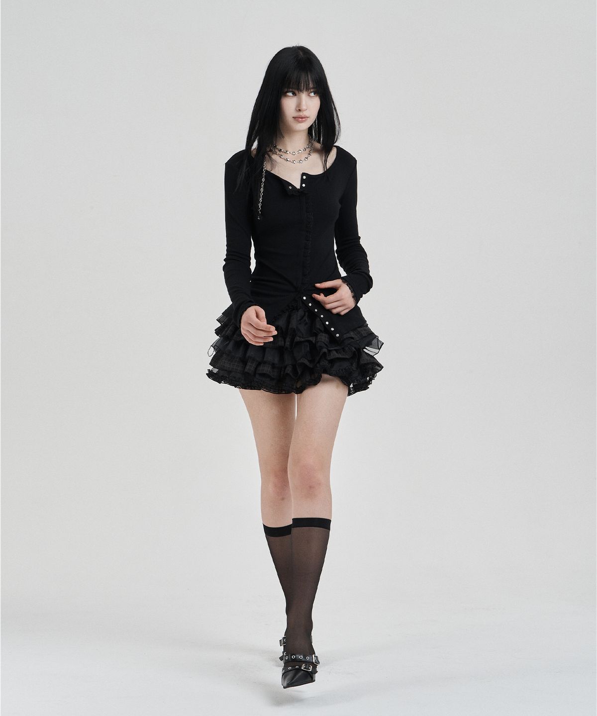 일리오(ILLIO) Black My one lace trim cardigan