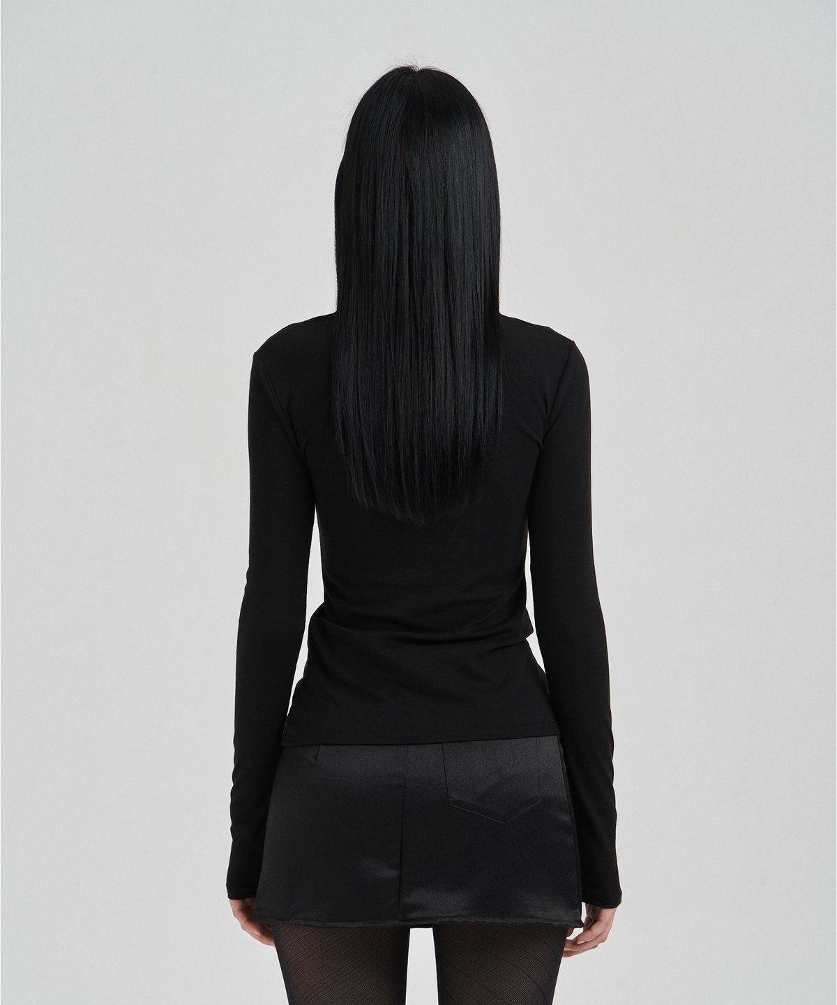 일리오(ILLIO) Black Lace layered longsleeve polo shirts