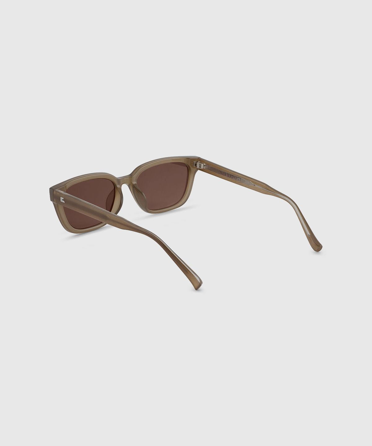 블루엘리펀트(BLUE ELEPHANT) NOUS-S nude beige