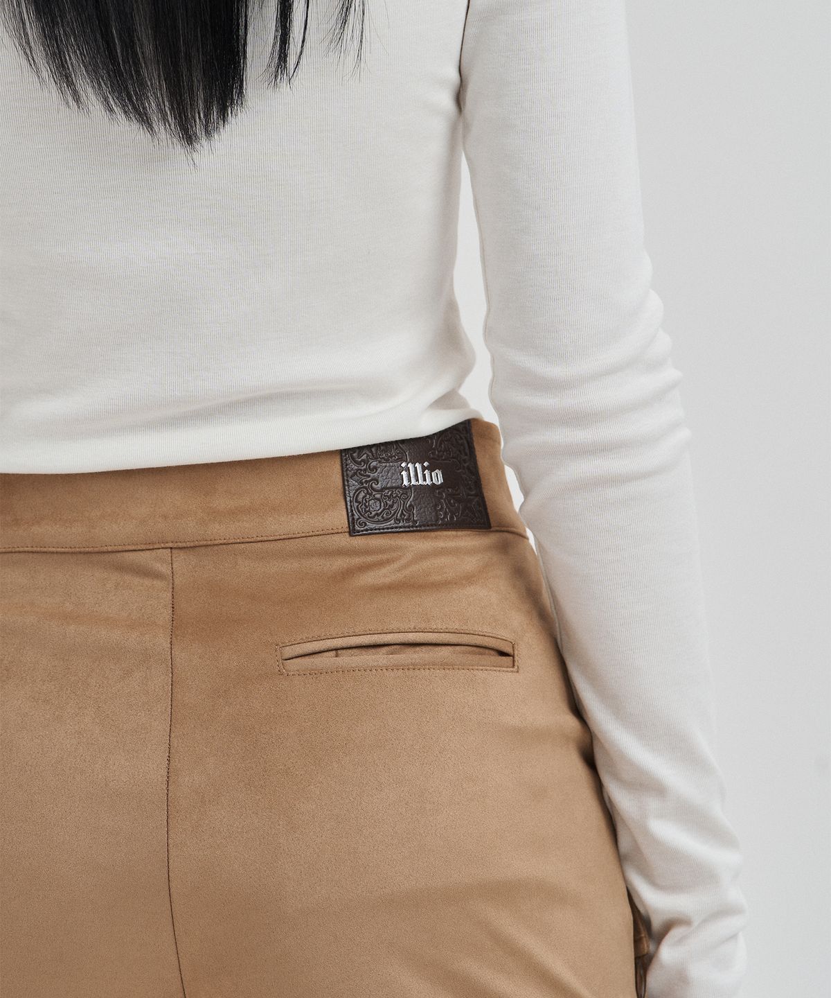 일리오(ILLIO) Beige Fringe layer shorts