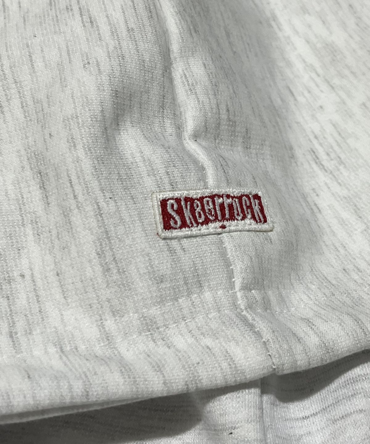 스케이터락(SK8ER ROCK) Striking Cross Sweat Hood Zip-Up ((white melange))