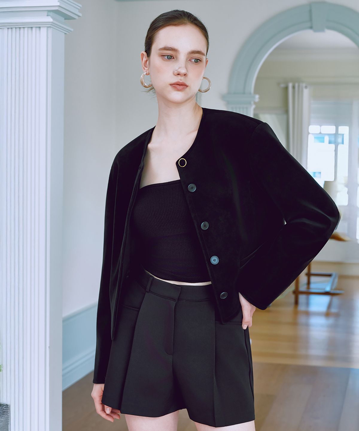 쥴리앤칼라(JULIY&CALLA) 25FW 칼라2 GBTN  노바 모로레더자켓 블랙