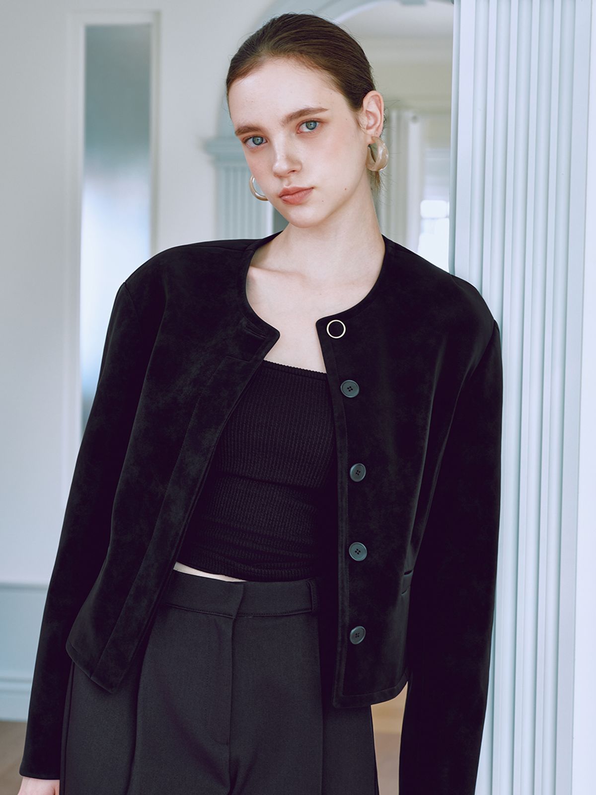 쥴리앤칼라(JULIY&CALLA) 25FW 칼라2 GBTN  노바 모로레더자켓 블랙