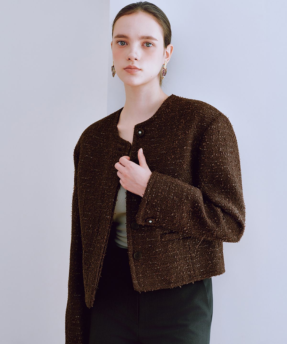쥴리앤칼라(JULIY&CALLA) 25FW 칼라2 GBTN  노바 모로레더자켓 브라운
