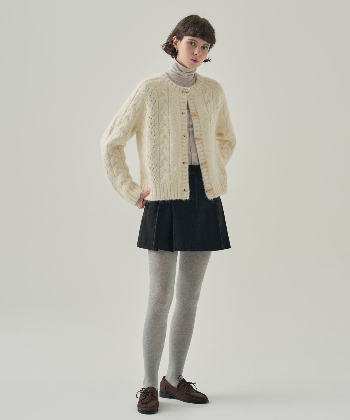 드로우핏 우먼(DRAWFIT WOMEN) 스카시 케이블 더플 니트 가디건 [M.GREY]