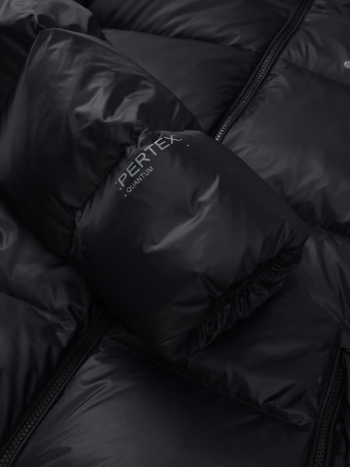 디스커버리 익스페디션(DISCOVERY EXPEDITION) 남성 올튼 다운 숏패딩 (BLACK)