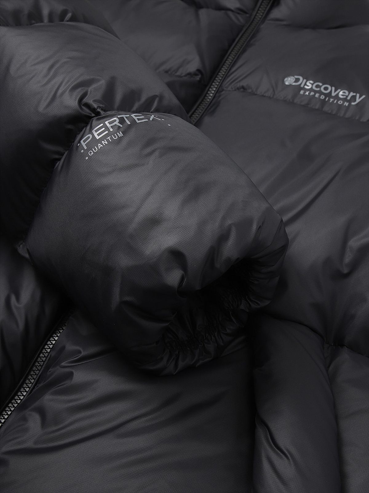 디스커버리 익스페디션(DISCOVERY EXPEDITION) 남성 올튼 하이넥 퍼텍스 퀀텀 다운 숏패딩 (BLACK)