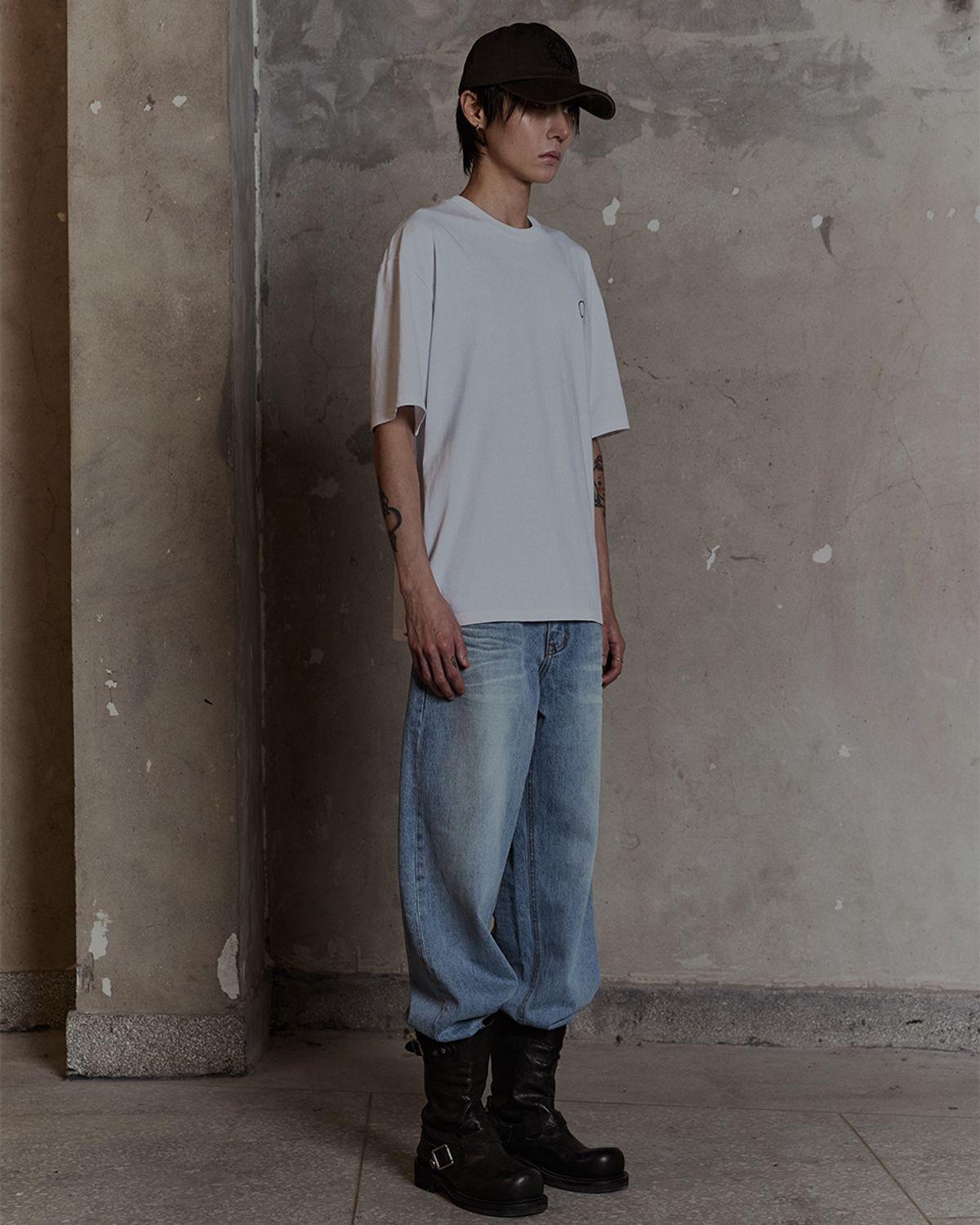 덤(THUMB) INDIGO WASH WIDE DENIM 15