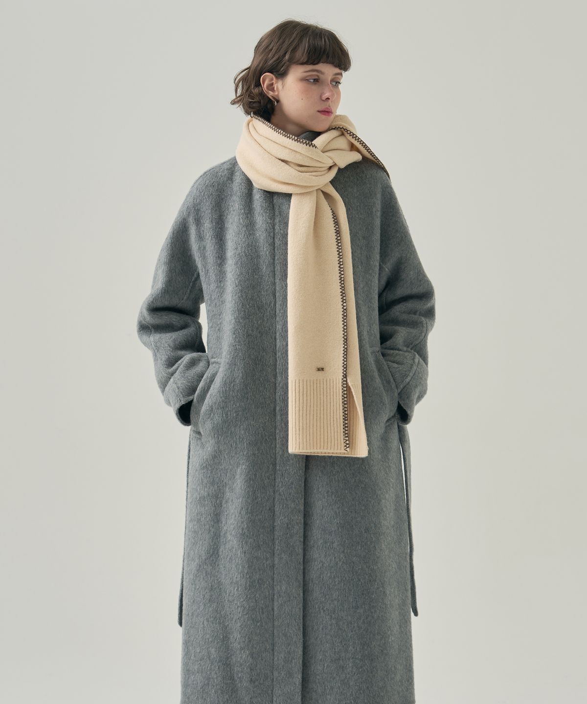 드로우핏 우먼(DRAWFIT WOMEN) 스티치 리브드 롱 머플러 [M.GREY]