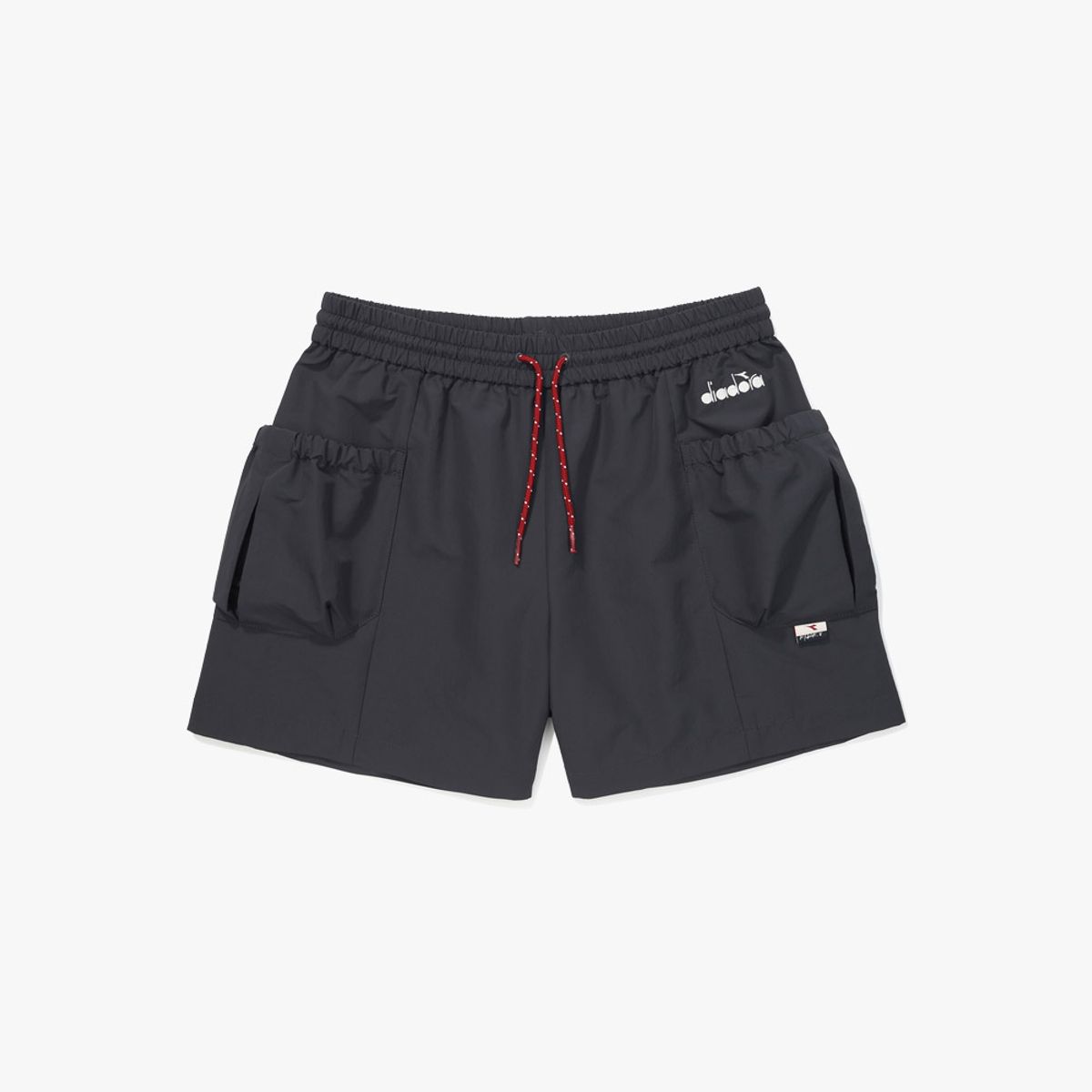 디아도라(diadora) 크로스코트 우븐 쇼츠 우먼 GREY