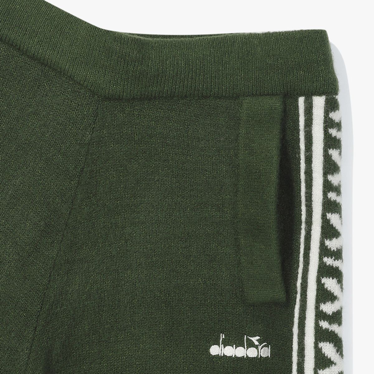 디아도라(diadora) 프리즈 스웨터 트랙 팬츠 우먼 GREEN