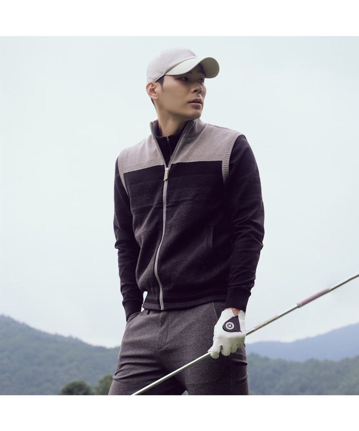 빈폴골프(BEANPOLE GOLF) 남성 우븐 하이브리드 니트 반집업 - 블랙