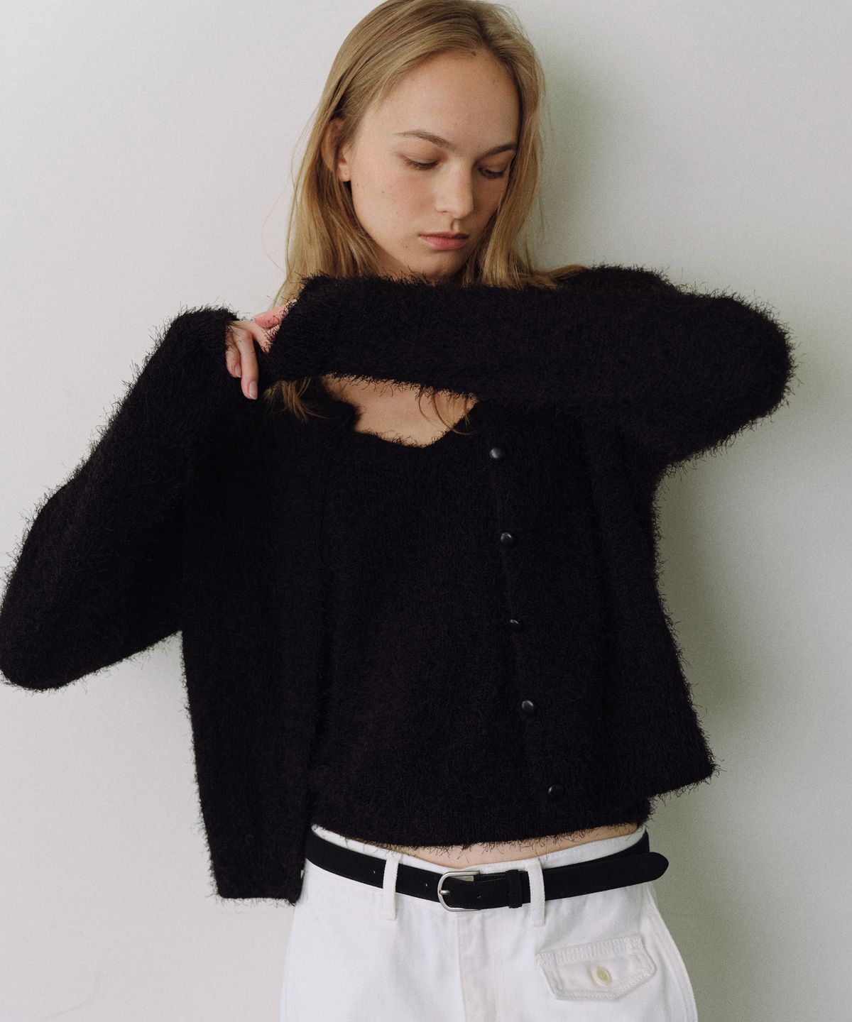 유라고(URAGO) Hairy button knit cardigan