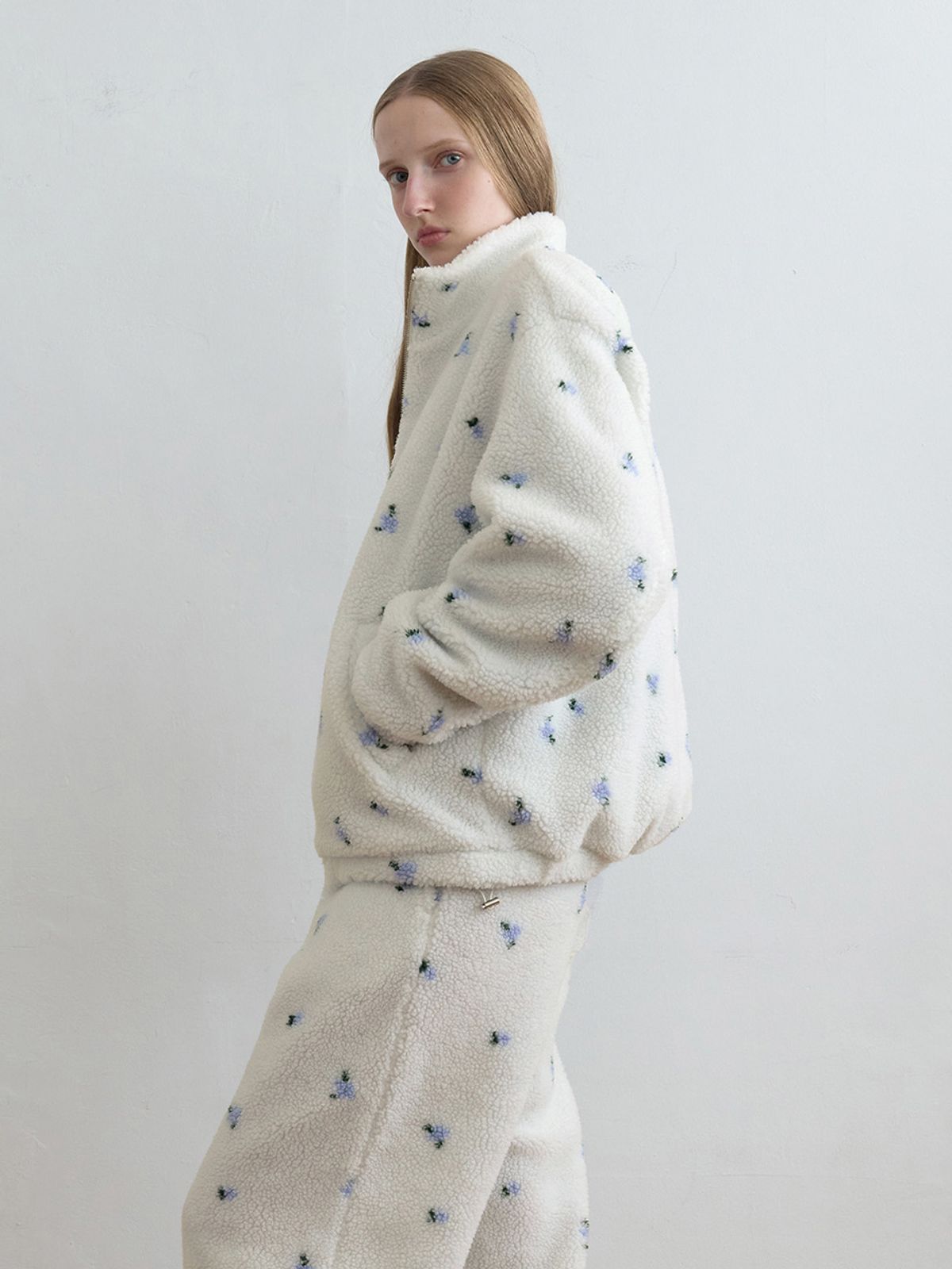 기준(KIJUN) Blossom Fleece Jacket Ivory
