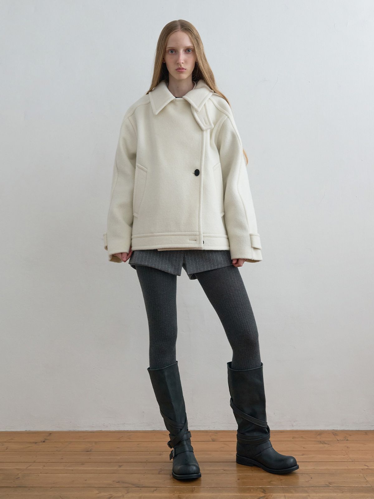 기준(KIJUN) Wool High Neck Half Coat Ivory