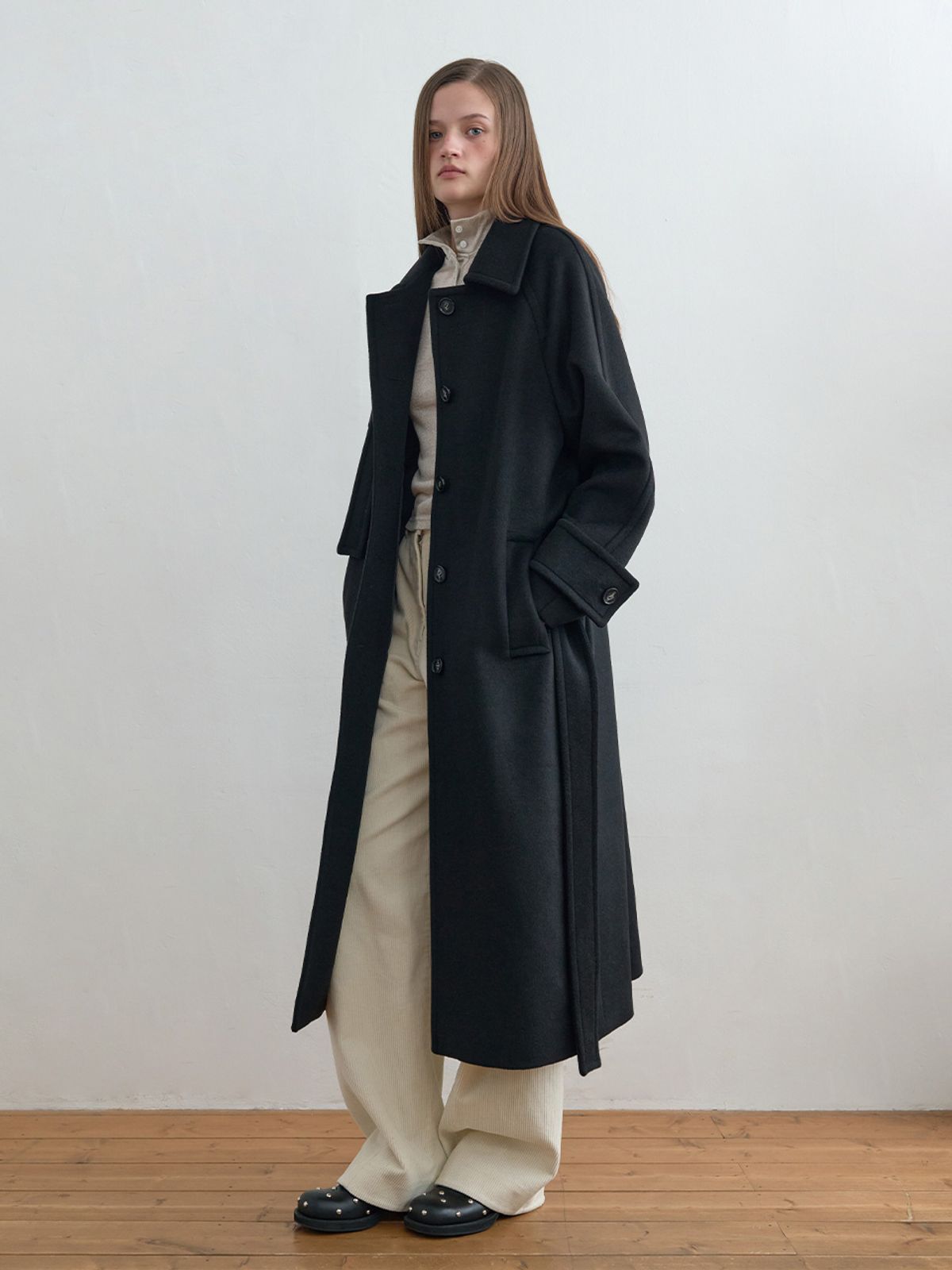 기준(KIJUN) Wool Balmacaan Coat Black