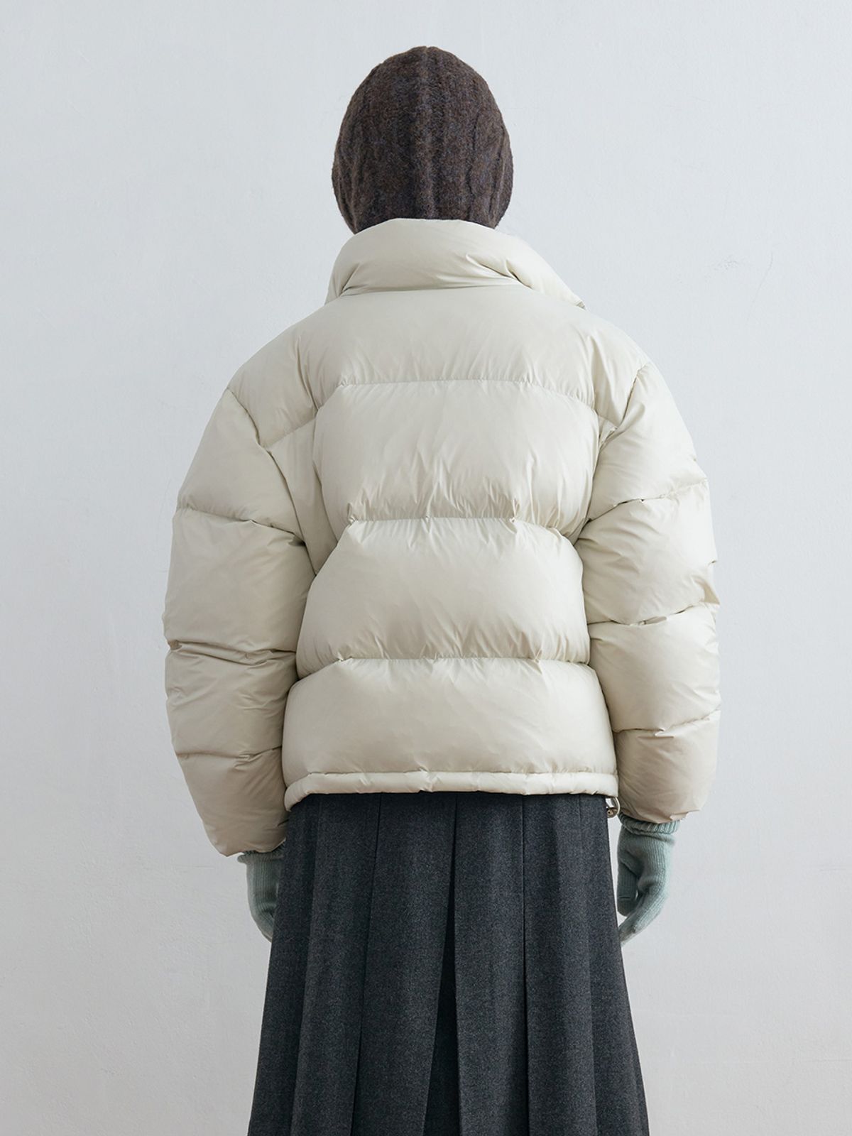 기준(KIJUN) Soft Glow Puffer Jacket Ash Beige