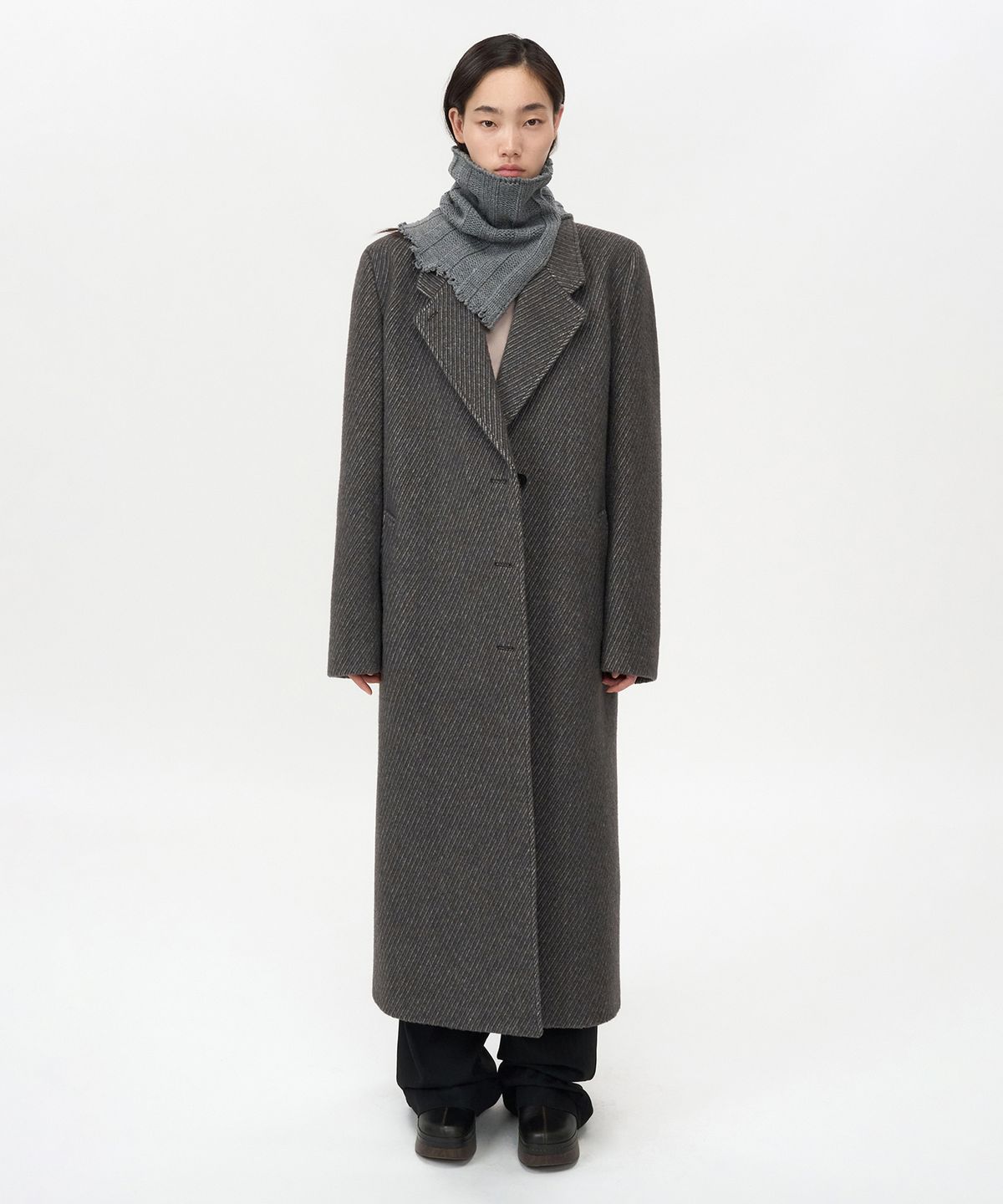 인사일런스 우먼(INSILENCE WOMEN) 클래식 맥시 코트 BROWN