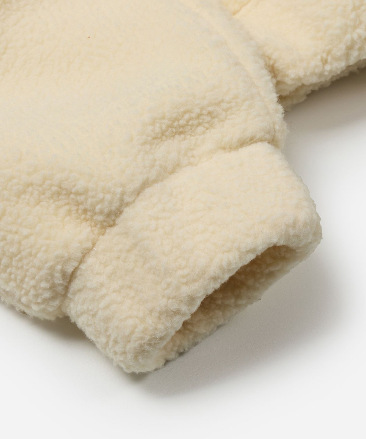 프리즘웍스(FRIZMWORKS) GRIZZLY FLEECE PULLOVER HOODY _ CREAM